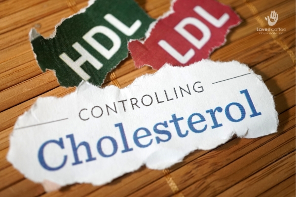 Sử dụng cà phê đã qua lọc giảm nguy cơ tăng cholesterol